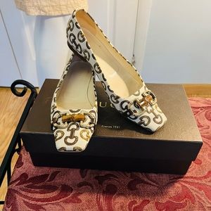 Gucci bamboo accent canvas, ballet flats
